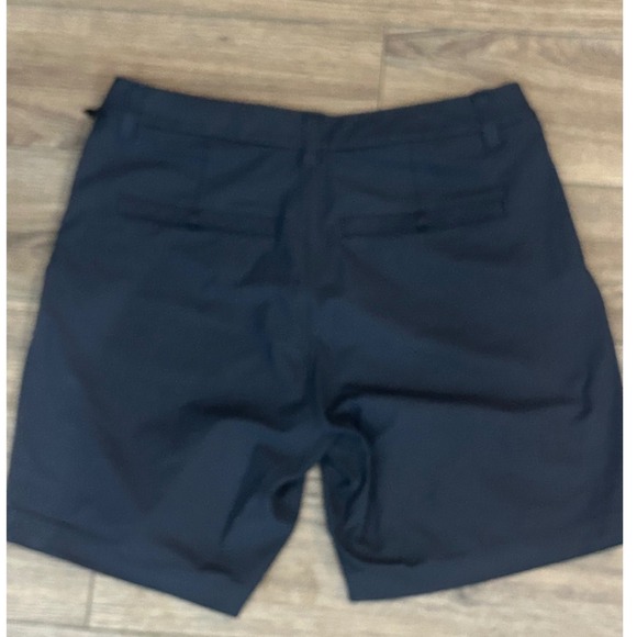 Lululemon Men's Commission ABC Shorts Navy Blue Chino Golf 7" Size 31 - Picture 2 of 4